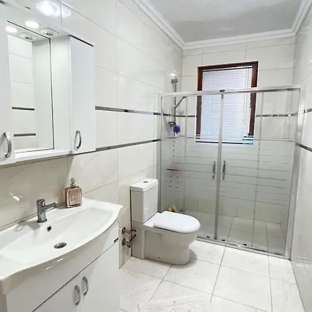 Tam Muestakil, Bahceli, Doga Manzarali, Villa, 3 1 Salon 빌라 *